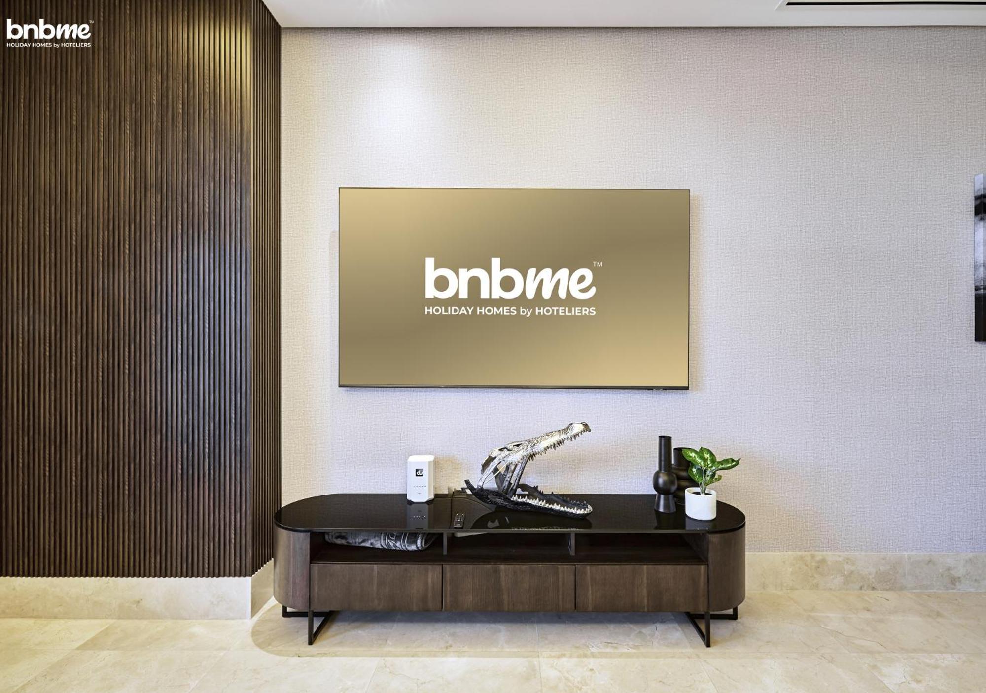 Bnbme - Th8 Palm Hotel Dubái Exterior foto